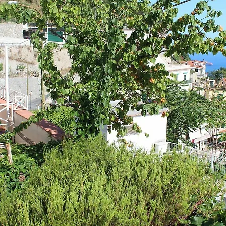 House With 2 Bedrooms In Albori Di Sul Mare, With Wonderful Sea Apartment